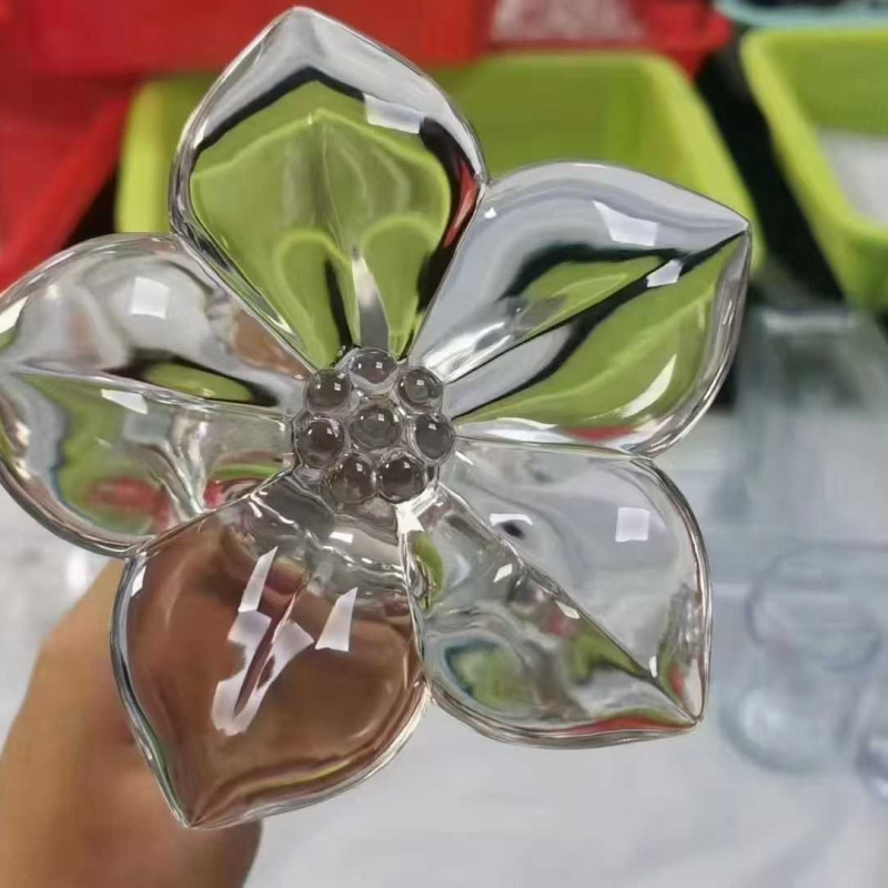 案例《3D 打印全透明树脂(高透光)艺术结构件案例》的配图
